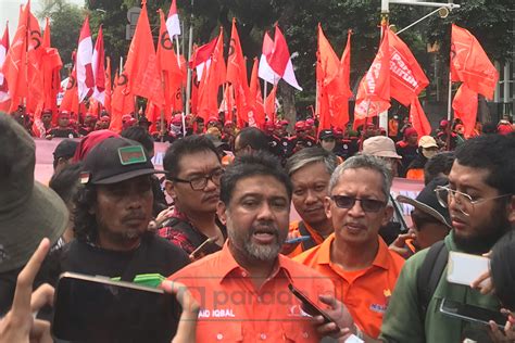 Aksi May Day Partai Buruh Parade Id