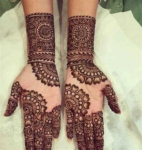 Tasmim Blog: Simple And Easy Bharwa Mehndi Design