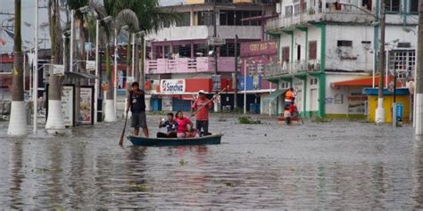 Inundan Los Ríos Uxpanapa Y Coatzacoalcos A Comunidades De Minatitlán