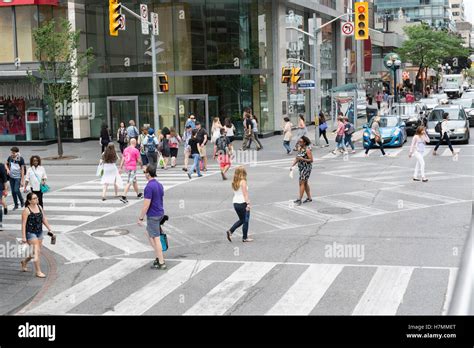 Yonge Bloor Crossing Hi Res Stock Photography And Images Alamy