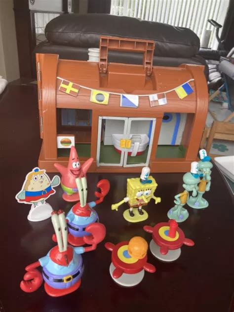 Spongebob Squarepants Krusty Krab Restaurant Play Set And Toy Figures