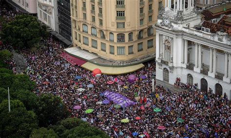 Manifestantes Fazem Ato Contra Bolsonaro Em Pelo Menos 62 Cidades