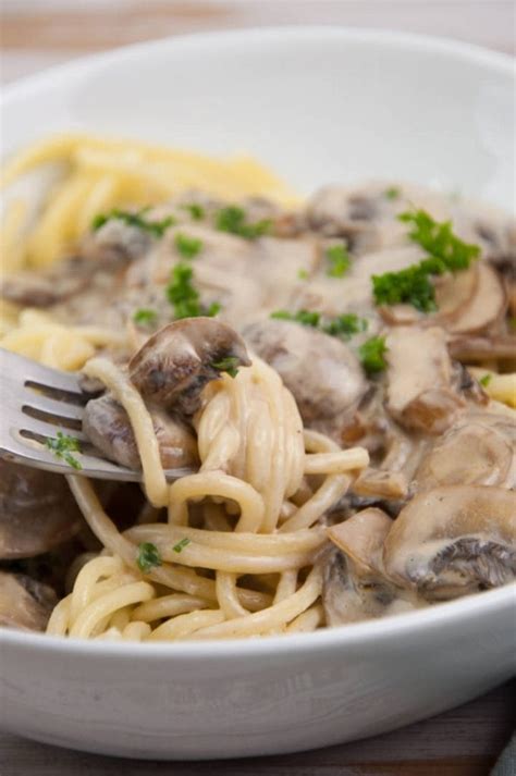 Creamy Vegan Mushroom Pasta Recipe Elephantastic Vegan