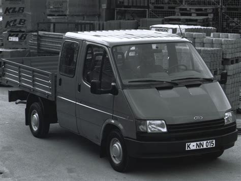 Im Rückspiegel 50 Jahre Ford Transit 2 Magazin