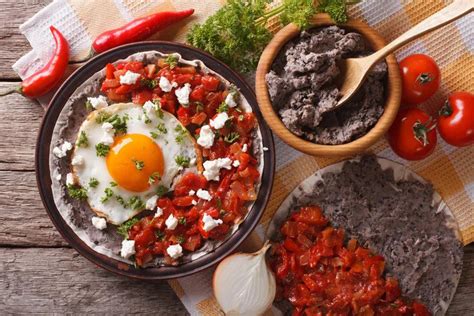 Huevos rancheros Receta fácil de la cocina mexicana para el desayuno