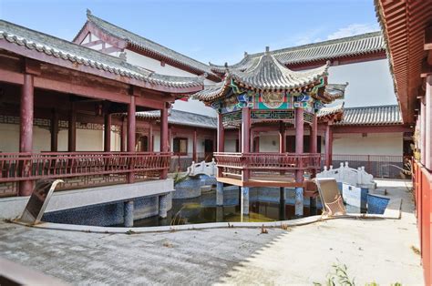 Abandoned $75 million Chinese mansion in Perth going to auction