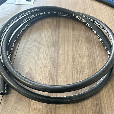 Industrial Water Cleaning High Pressure Hydraulic Rubber Hose DIN En857