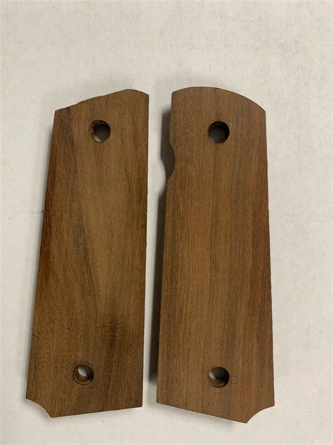 A Wwi Wwii Wood Pistol Grips Double Diamond