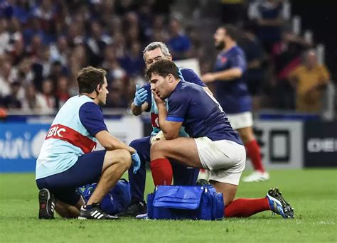 Coupe du monde de rugby 2023 Antoine Dupont sexpose à jouer avec de