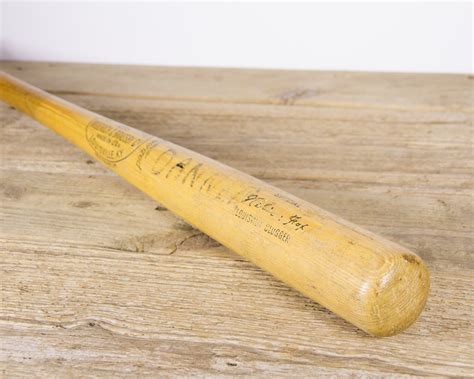 Vintage Wooden Baseball Bat Louisville Slugger 125s Nelson Fox