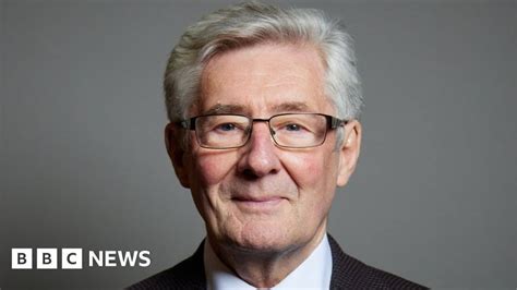 Labour MP Sir Tony Lloyd dies 'peacefully at home' : r/Labour