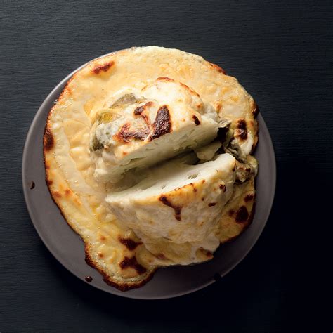 Whole Baked Cauliflower With Cheese Sauce Woolworths Taste