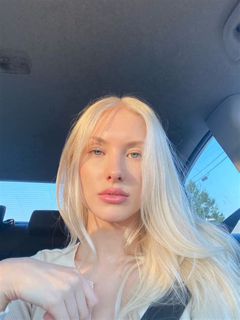 Autumn Car Selfie Blonde Hair Green Eyes Blonde Hair Blue Eyes Pale