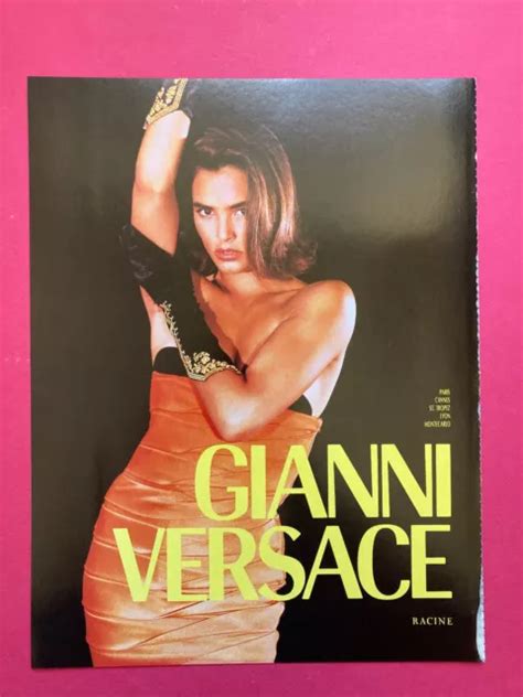 PUBLICITÉ GIANNI VERSACE 1989 printemps été advertising mode luxe pub