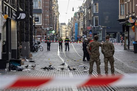 Veel Schade Bij Plofkraak Op Pizzazaak Amsterdam