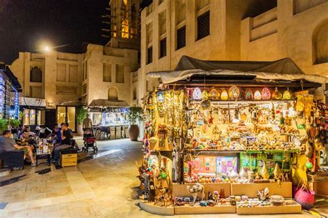 DUBAI, UAE - MARCH 11, 2017: Night View of Madinat Jumeirah Souq in ...