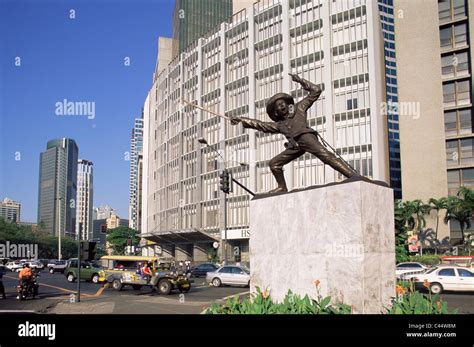 Jeepney makati manila philippines hi-res stock photography and images ...