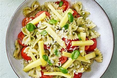 Pasta Pesto Salat Mit Gew Rzm Hren Von Fuerjedentag Chefkoch