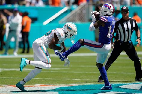 Buffalo Bills’ Stefon Diggs Throws Shade At Sunny Dolphins Stadium At Pro Bowl Games