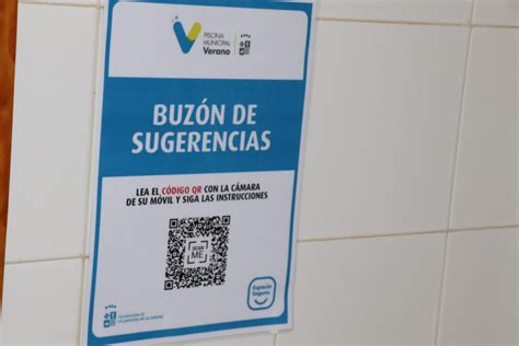 Se Instala Un Buz N De Sugerencias Digital En La Piscina Municipal