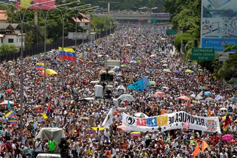 Al Menos 46 Heridos En Una Nueva Jornada De Protestas En Caracas