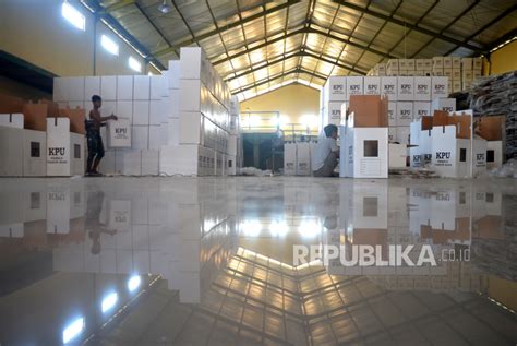 KPU Bantul Mulai Merakit Ribuan Kotak Suara Republika Online