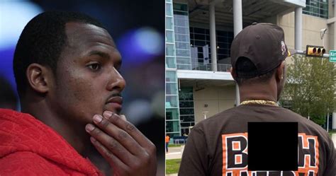 Nfl Fans Deshaun Watson T Shirt Message Goes Viral Photos Game