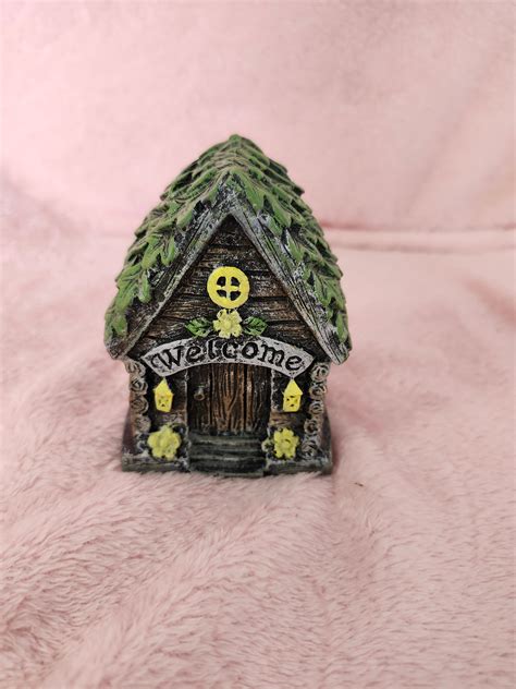 Log cabin fairy house – Carriage House Studio LLC