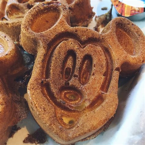 Disneyland Breakfast | Gluten Free Disneyland - Gluten Free and The Mouse
