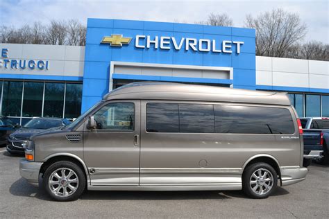 2011 Chevy Express 2500 9 Passenger Explorer Limited X Se Mike Castrucci Conversion Van Land