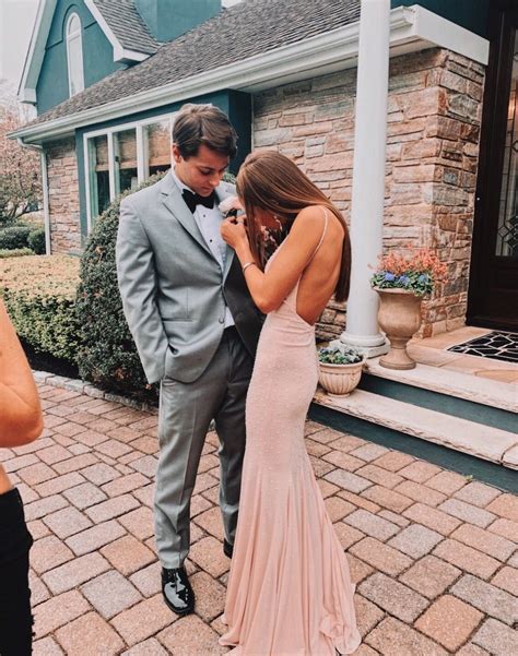 Vsco Fatmoodz Prom Couples Prom Photoshoot Pretty Prom Dresses