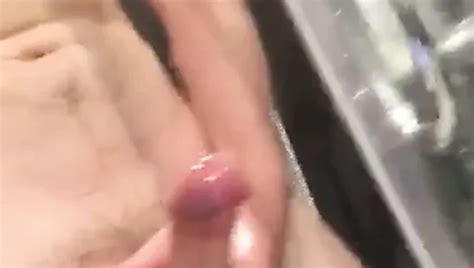 Free Shower Wank Gay Porn Videos XHamster