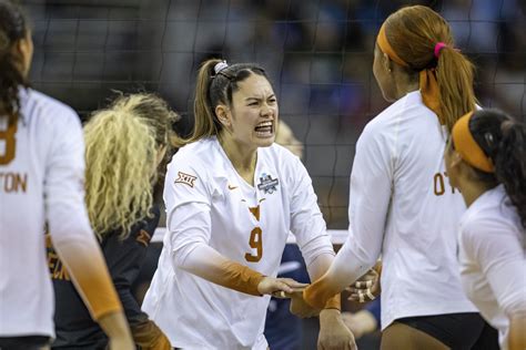 Texas Longhorns volleyball news - Austin American-Statesman