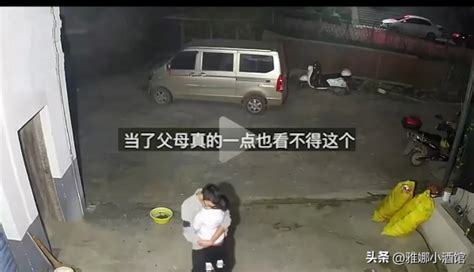 1岁女儿患重病离世，爸爸抱着来回踱步不撒手，画面安静得让人心痛