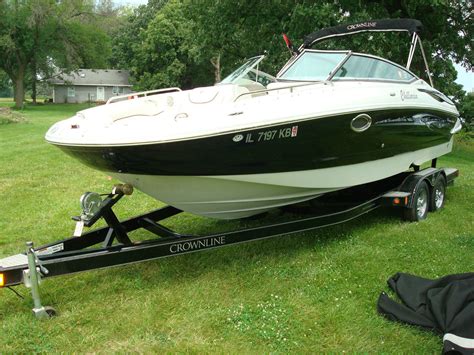 Crownline 2006 for sale for $35,000 - Boats-from-USA.com