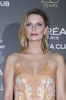 Mischa Barton L Actrice Raconte La Pression Qu Elle A Ressentie Pour