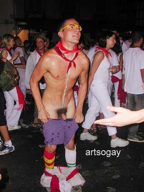 artsogay mecs sexes aux fêtes