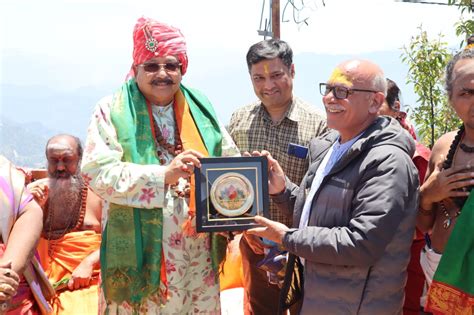 ऊखीमठ कार्तिकेय स्वामी मंदिर व अनसूया मंदिर को पर्यटन सर्किट से जोड़ा जाएगा सतपाल महाराज