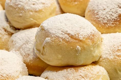 Fiocco Di Neve Di Poppella Il Delizioso Dolcetto Napoletano