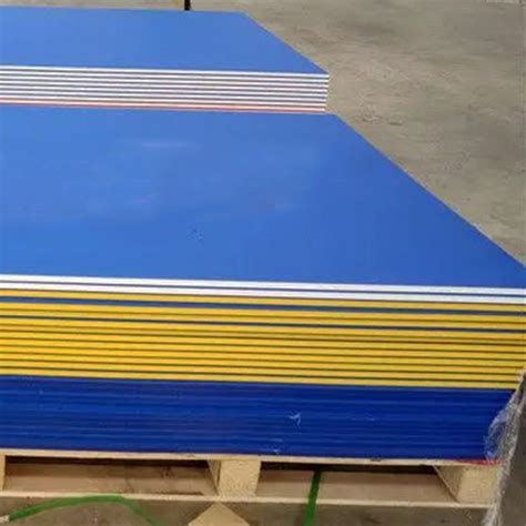 China Double Color Plastic Sandwich Layers Hdpe Sheet And Board