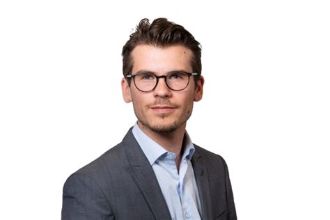 Dr Med Matteo Spinedi Fachpersonen Clienia Ag F Hrend In