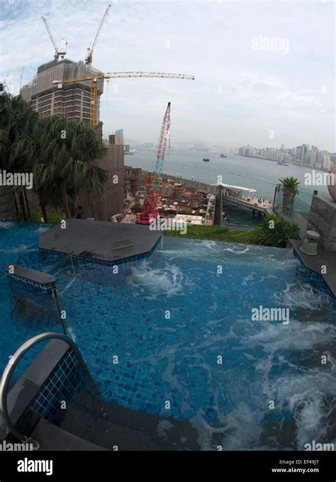 Intercontinental hong kong pool hi-res stock photography and images - Alamy