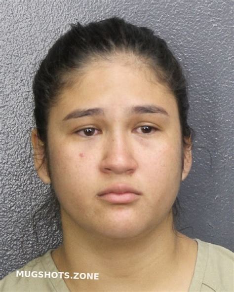 ORTIZ AREIZA LUZ ELENA 08 16 2022 Broward County Mugshots Zone