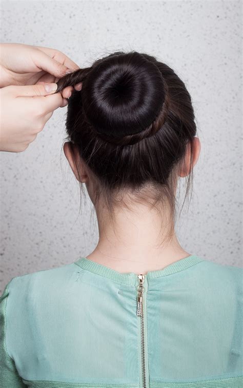 How To Do A Donut Bun A Step By Step Tutorial