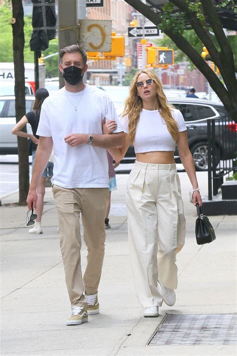 Jennifer Lawrence With Her Husband - New York 05/22/2021 • CelebMafia