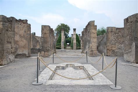 Pompeii ruins