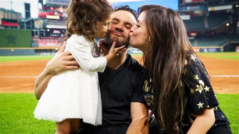 Astros Jose Altuve And Wife Nina Altuves Relationship Timeline