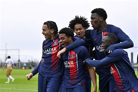 Les Photos De La Victoire Des U19 Face Au Havre Paris Saint Germain