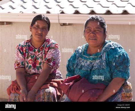 Guatemaltekische Frauen Fotos Und Bildmaterial In Hoher Aufl Sung Alamy