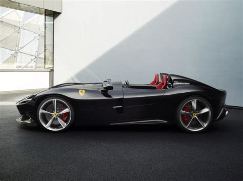 FERRARI SP2 Specs & Photos - 2018, 2019, 2020, 2021, 2022, 2023, 2024 ...